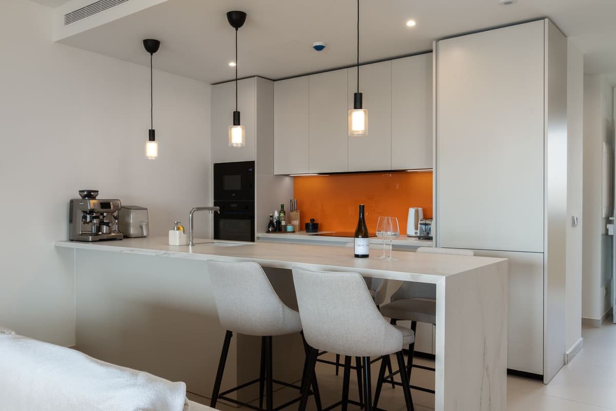 Middle Floor Apartment in Higueron — photo 3 of 10