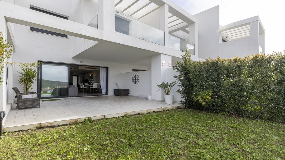 Townhouse in Manilva — photo 9 of 10