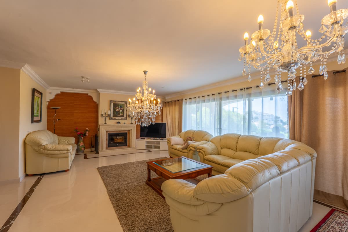 Detached Villa in Benahavís — photo 6 of 10