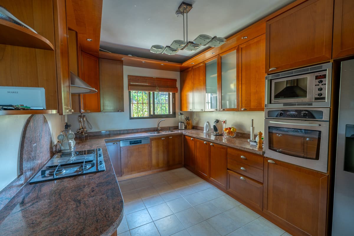 Detached Villa in Benahavís — photo 7 of 10