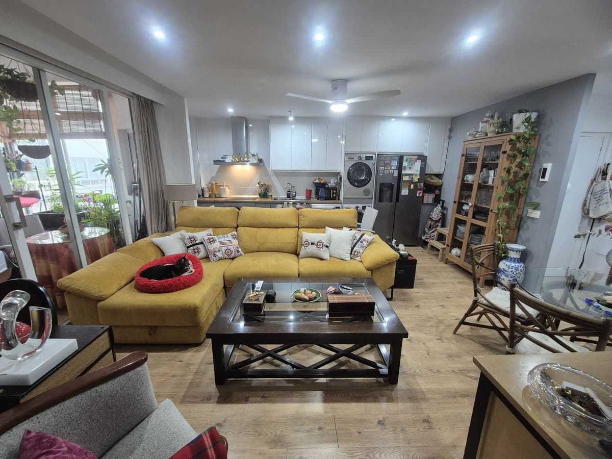 Middle Floor Apartment in Marbella — photo 6 of 10