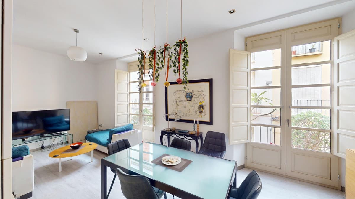 Semi-Detached House in Málaga — photo 1 of 10