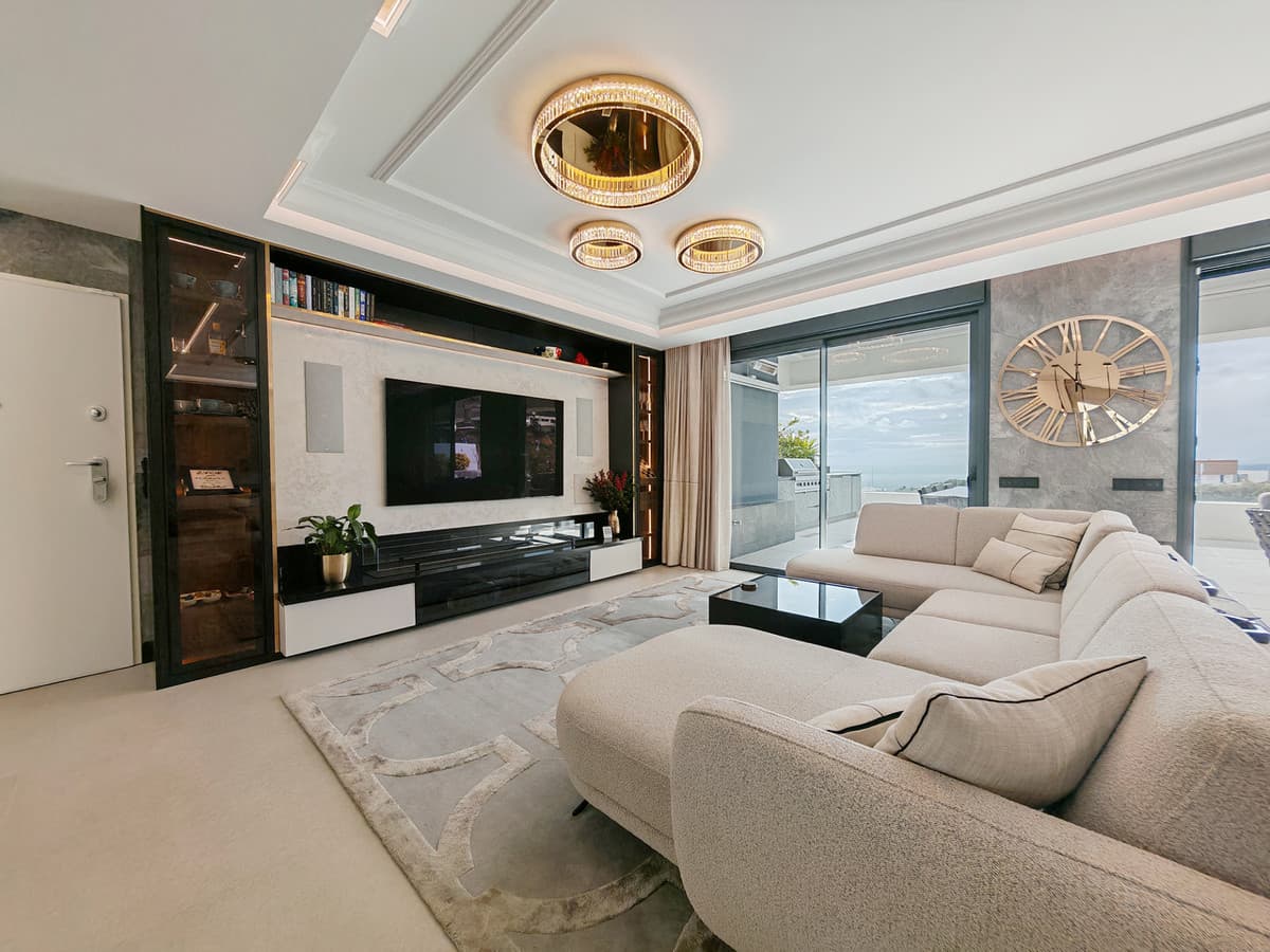 Penthouse in Marbella — photo 1 of 10