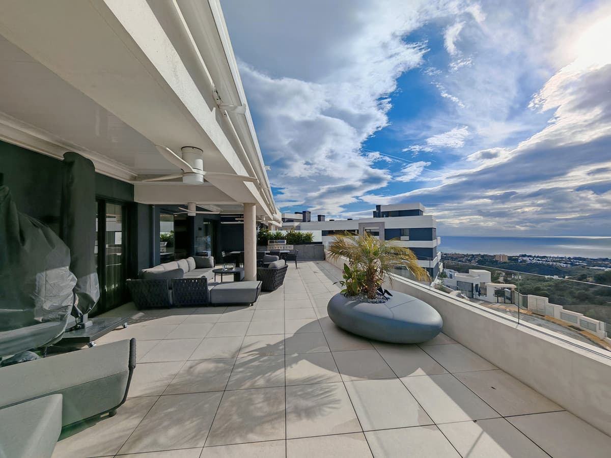 Penthouse in Marbella — photo 2 of 10