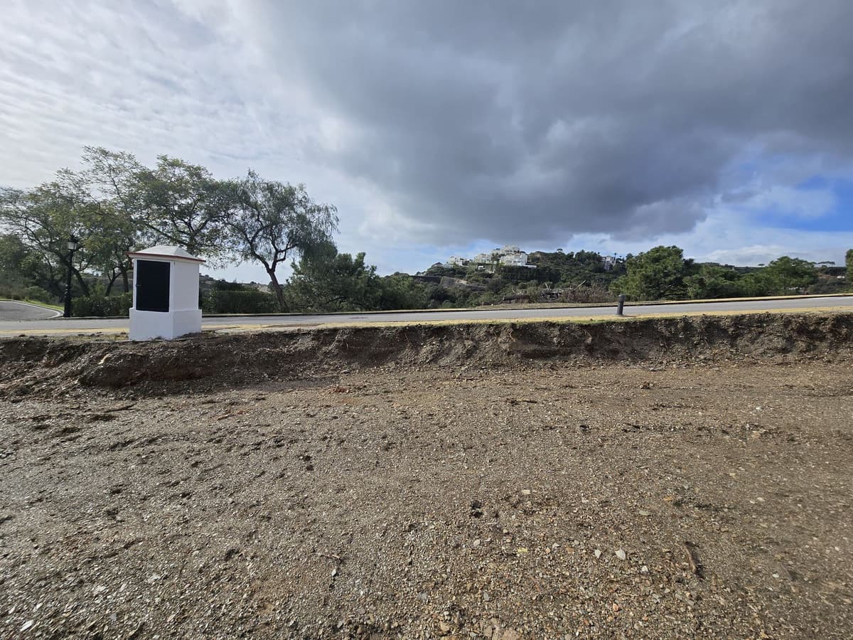 Residential Plot in Benahavís — photo 10 of 10