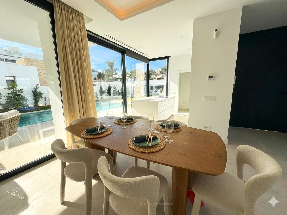 Detached Villa in Estepona — photo 8 of 10