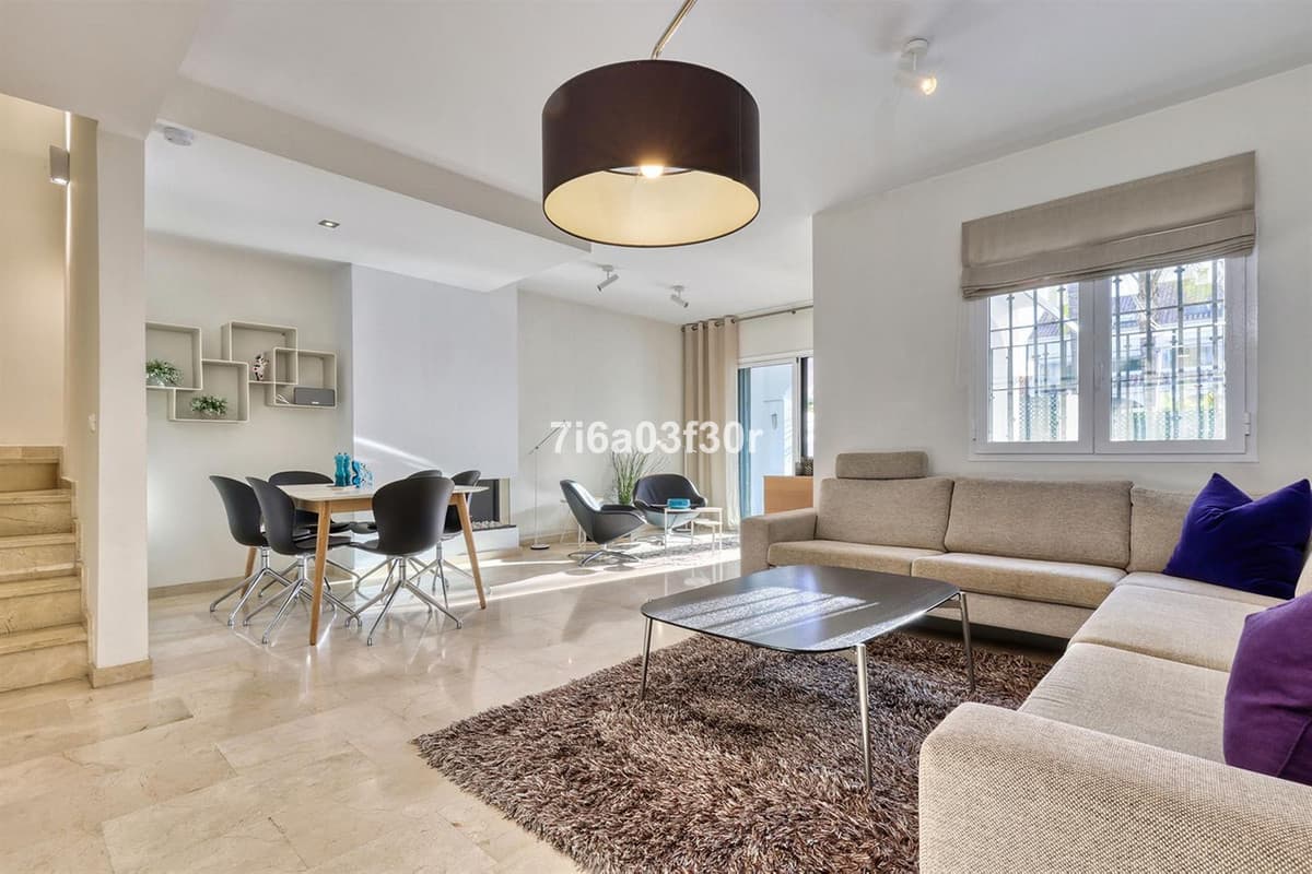 Townhouse in San Pedro de Alcántara — photo 5 of 10