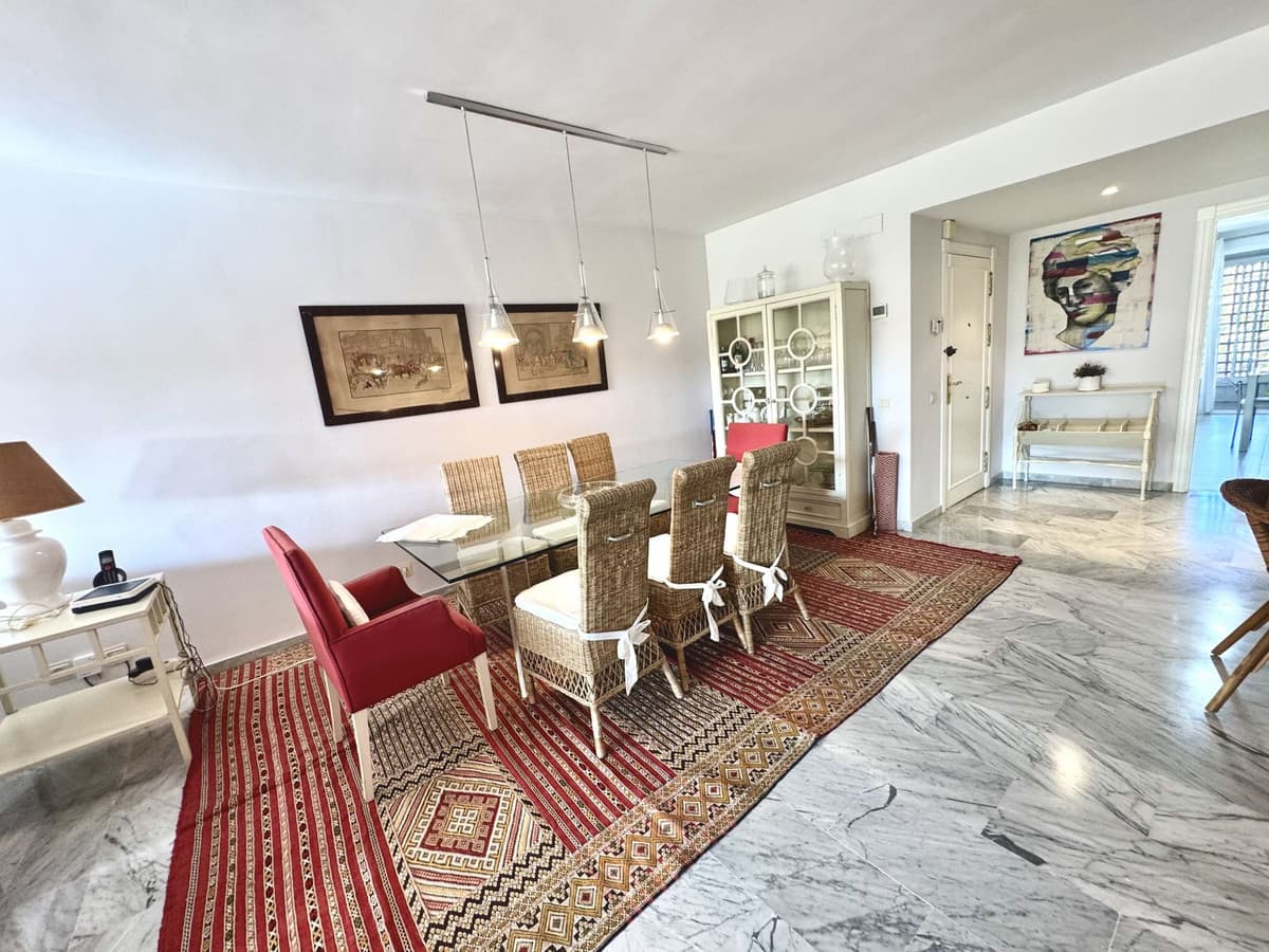 Penthouse Duplex in Guadalmina Baja — photo 9 of 10
