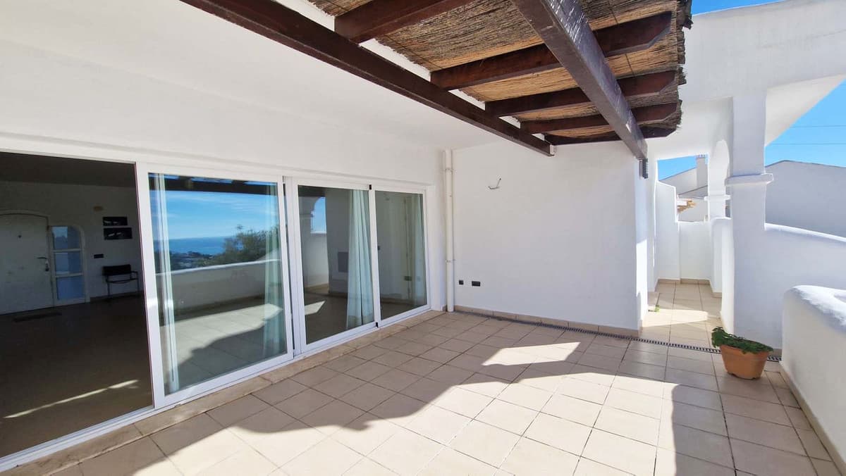Middle Floor Apartment in Benalmadena Costa — photo 6 of 10