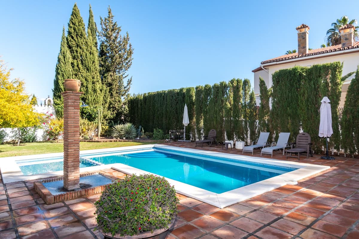 Detached Villa in Alhaurín de la Torre — photo 7 of 10