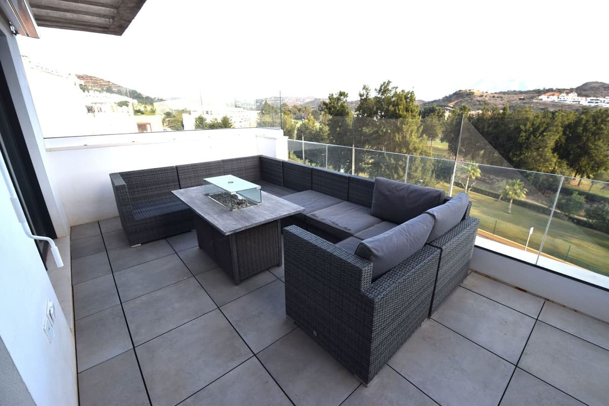 Middle Floor Apartment in La Cala de Mijas — photo 5 of 10
