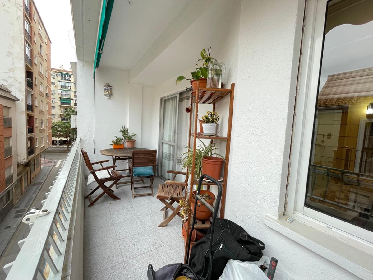 Middle Floor Apartment in Málaga — photo 10 of 10