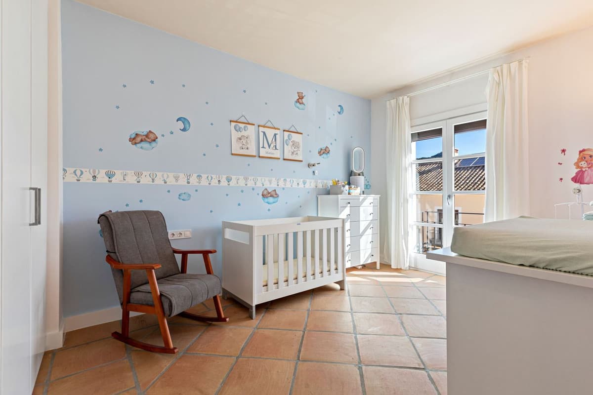 Townhouse in Benahavís — photo 6 of 10