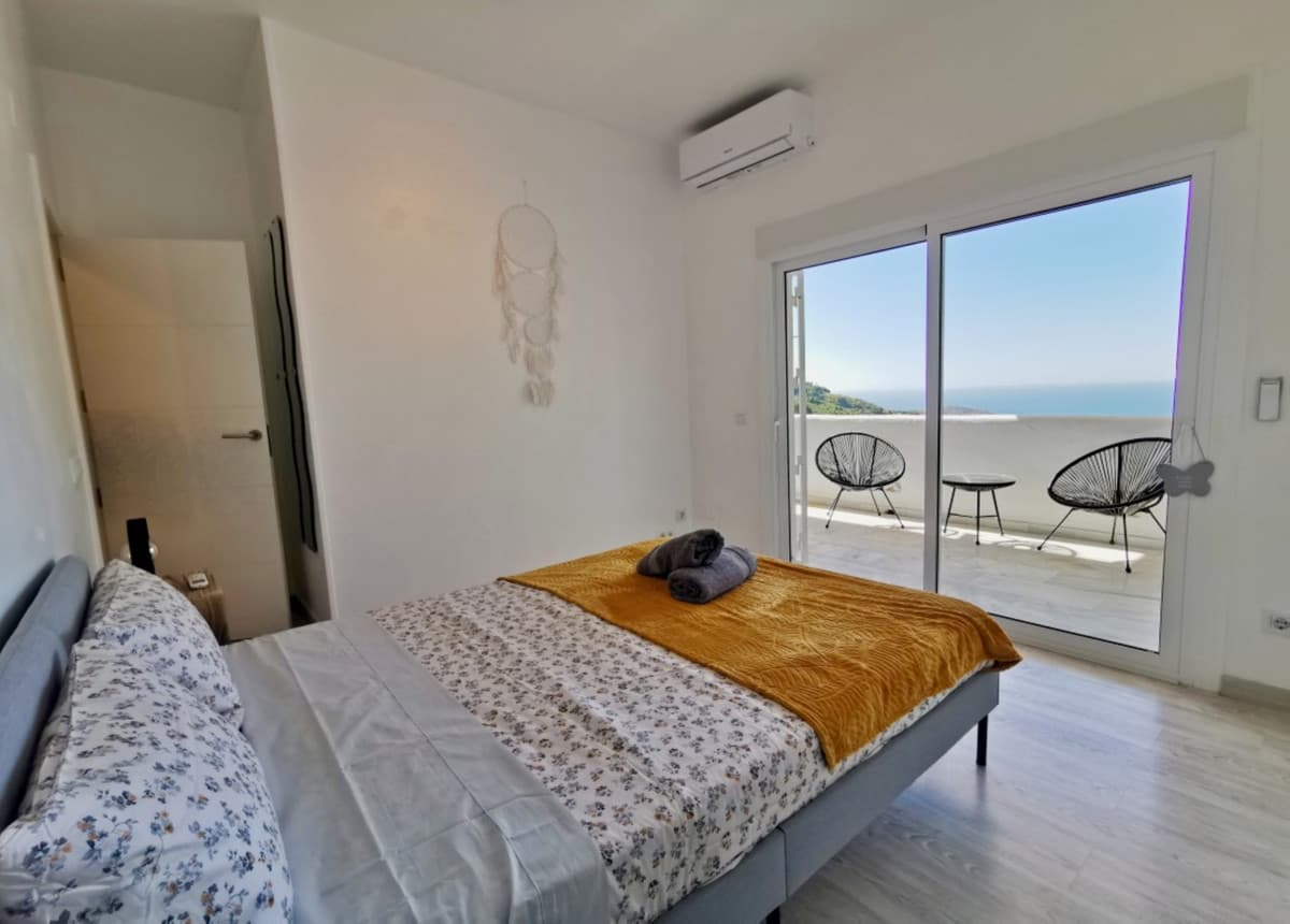 Middle Floor Apartment in La Mairena — photo 7 of 10