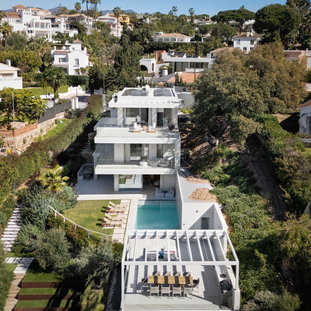 Detached Villa in Elviria — photo 8 of 10
