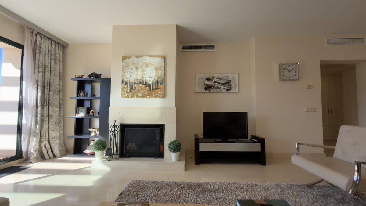 Penthouse Duplex in Benahavís — photo 2 of 10