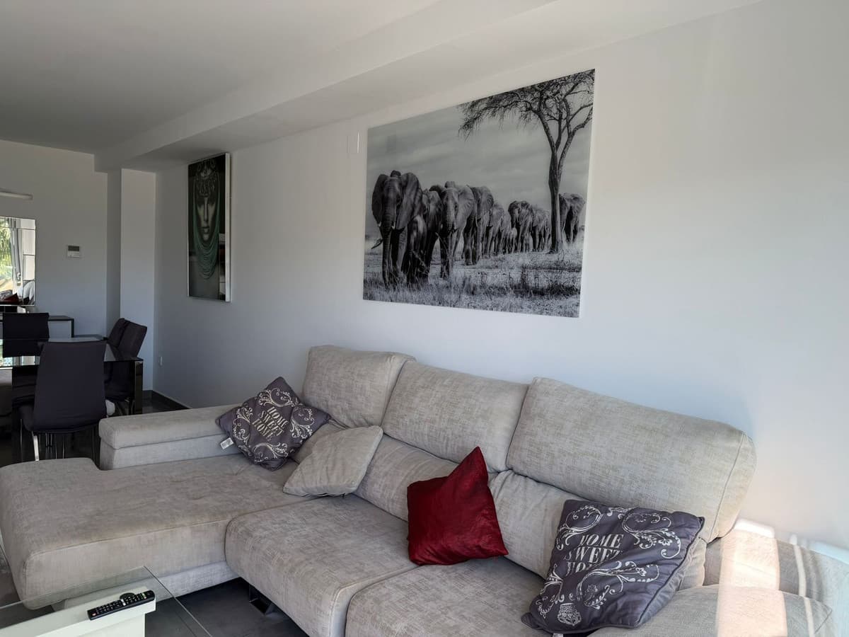 Ground Floor Apartment in Estepona — photo 1 of 10