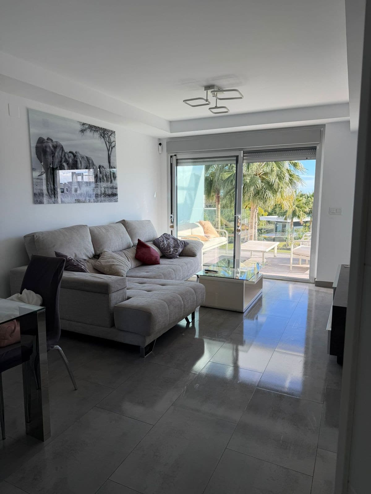 Ground Floor Apartment in Estepona — photo 3 of 10
