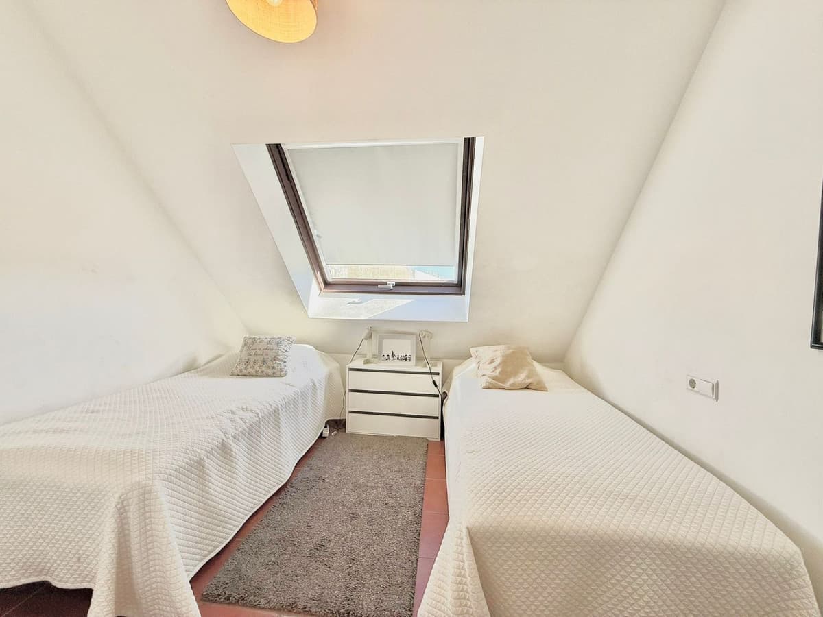 Penthouse in Fuengirola — photo 9 of 10