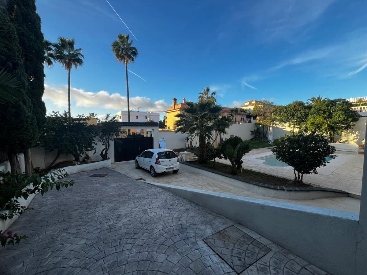 Detached Villa in Mijas Costa — photo 9 of 10