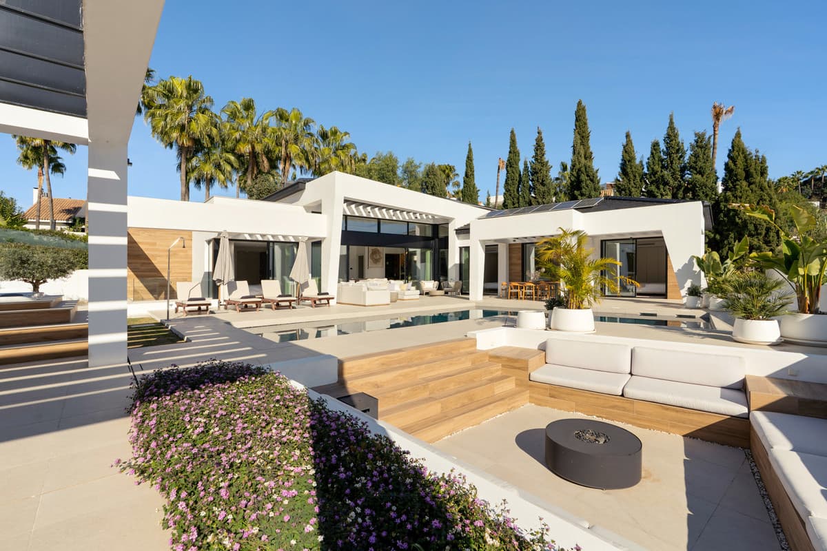 Detached Villa in Nueva Andalucía — photo 4 of 10