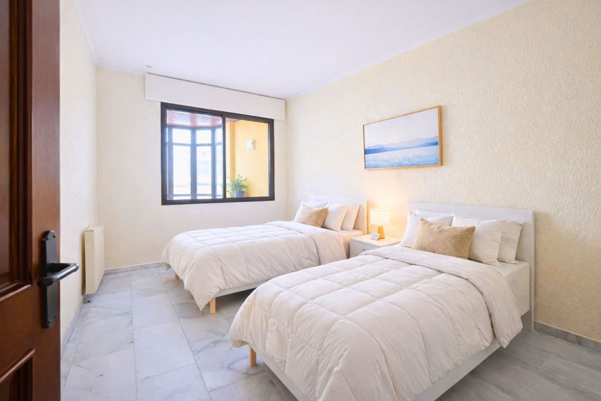 Middle Floor Apartment in Marbella — photo 6 of 10