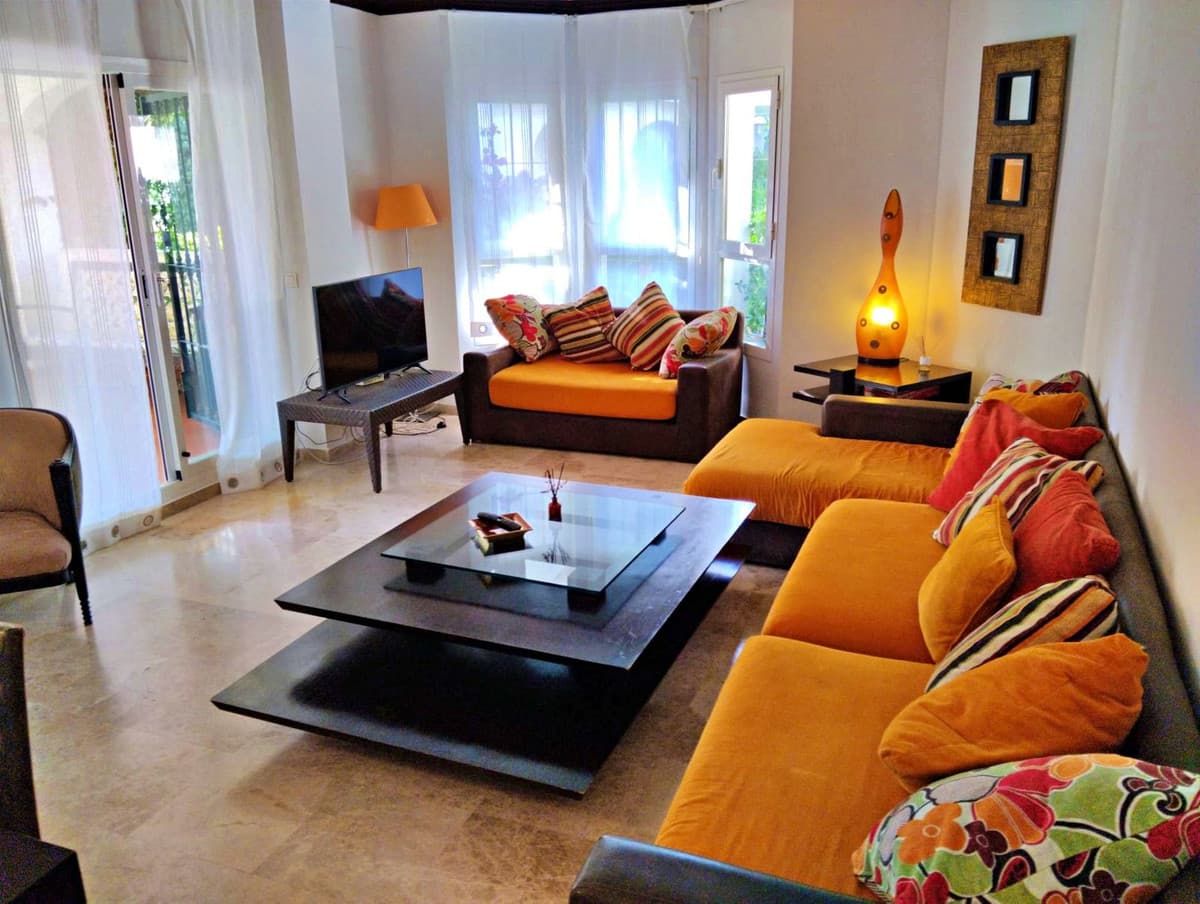 Ground Floor Apartment in Nueva Andalucía — photo 2 of 10