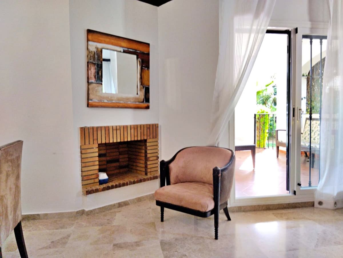 Ground Floor Apartment in Nueva Andalucía — photo 10 of 10