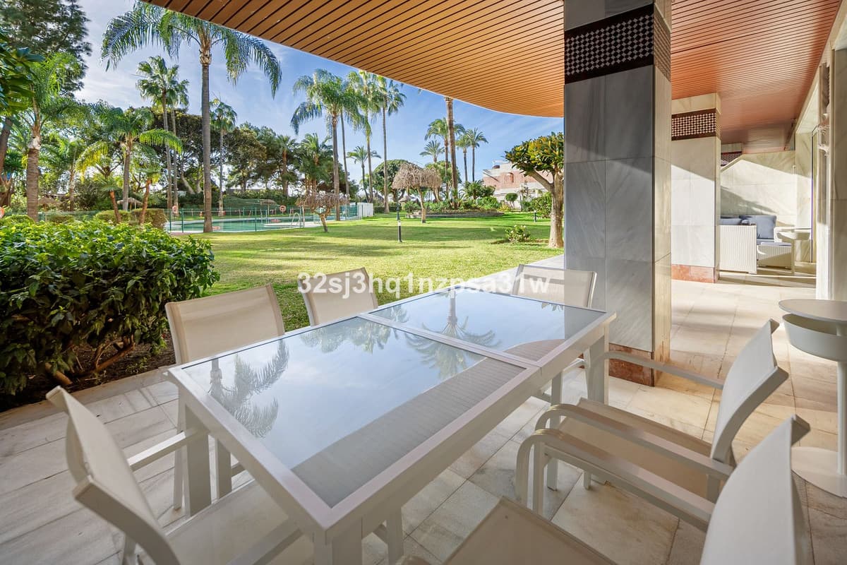Ground Floor Apartment in Marbella