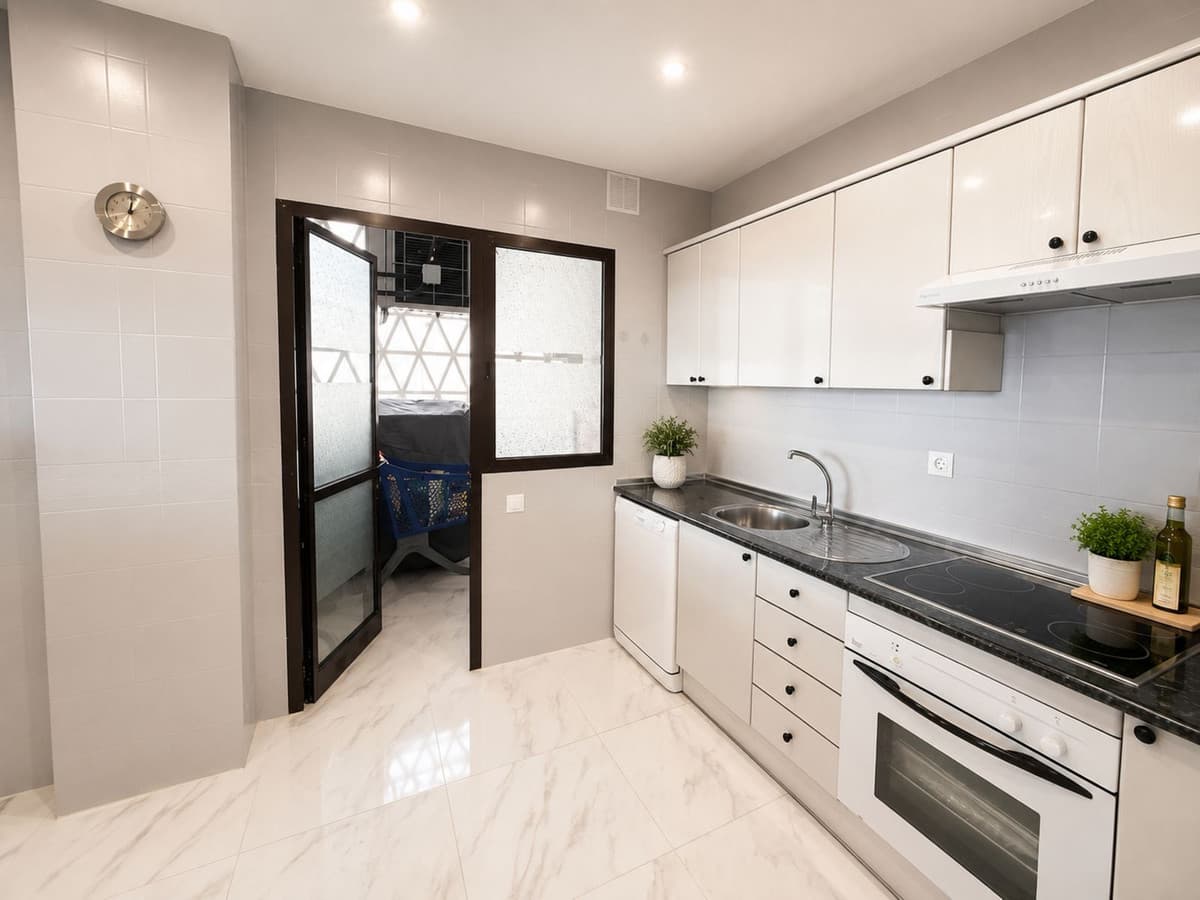 Middle Floor Apartment in Puerto Banús — photo 6 of 10