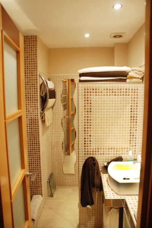 Middle Floor Apartment in Estepona — photo 3 of 10