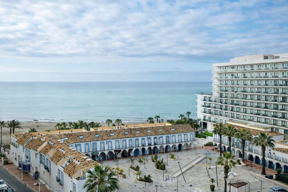 Middle Floor Apartment in Benalmadena — photo 2 of 10
