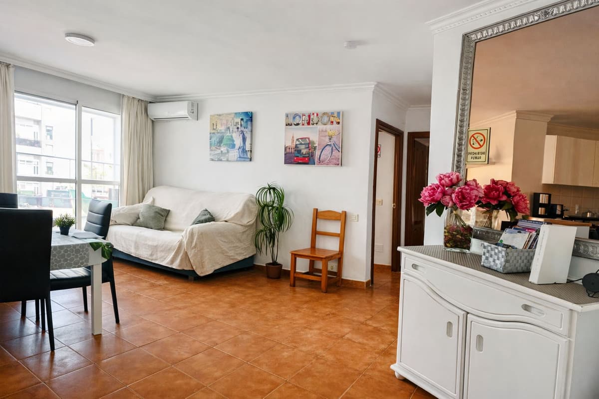 Middle Floor Apartment in Benalmadena — photo 8 of 10