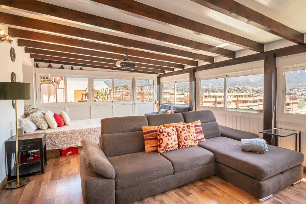 Penthouse in Las Lagunas — photo 8 of 10
