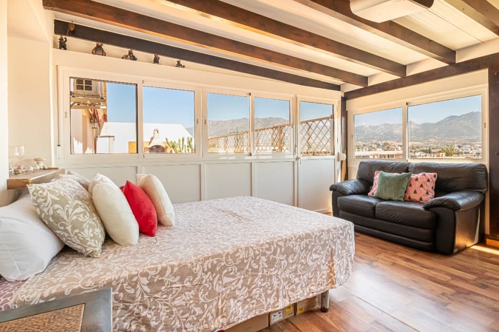 Penthouse in Las Lagunas — photo 9 of 10