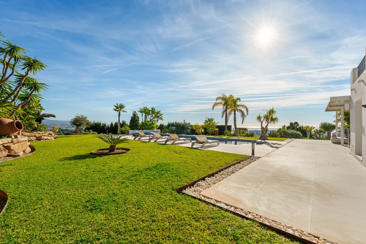 Detached Villa in Benahavís — photo 4 of 10