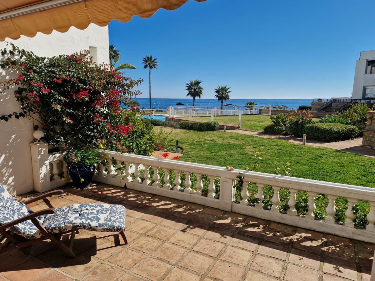 Semi-Detached House in Casares — photo 3 of 10