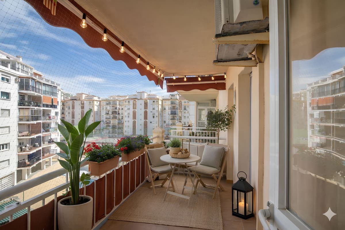 Middle Floor Apartment in Fuengirola — photo 1 of 10