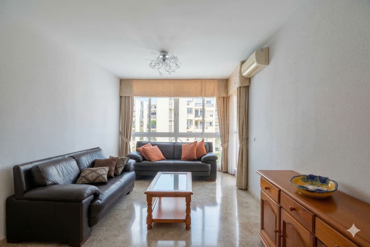 Middle Floor Apartment in Fuengirola — photo 4 of 10