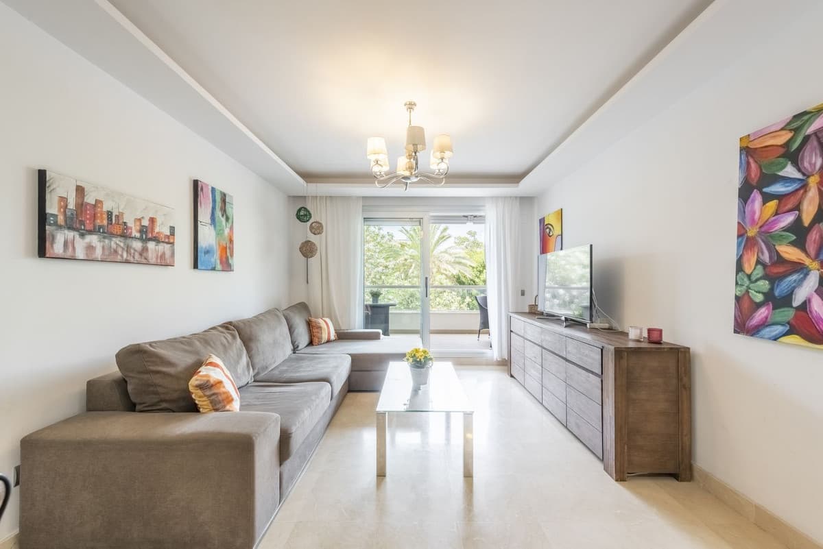 Middle Floor Apartment in San Pedro de Alcántara — photo 6 of 10