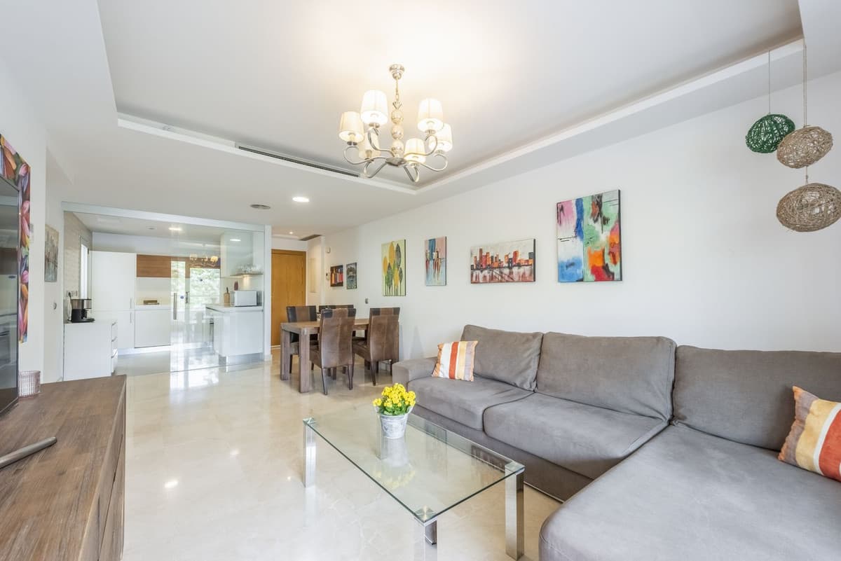 Middle Floor Apartment in San Pedro de Alcántara — photo 7 of 10