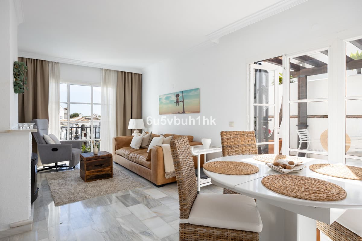Penthouse in Mijas — photo 1 of 10