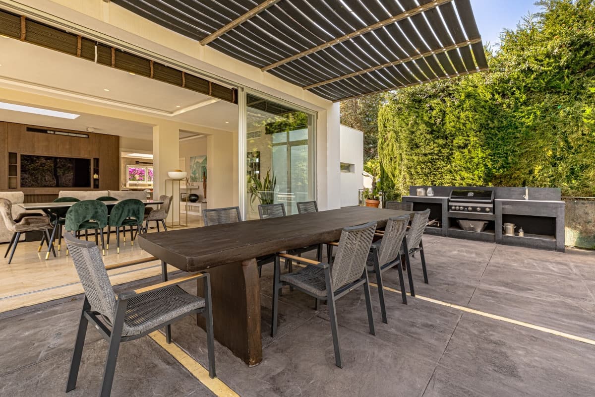 Detached Villa in Marbella — photo 3 of 10