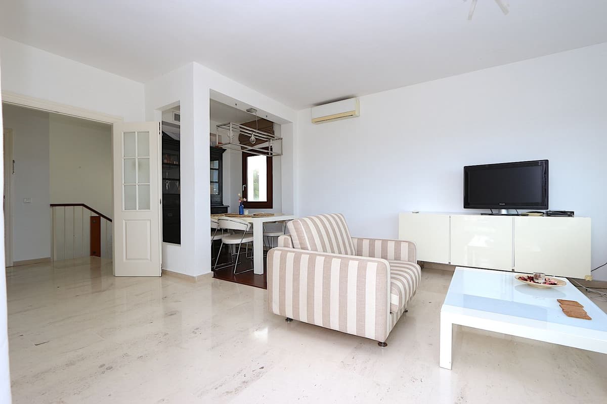 Detached Villa in Cerros del Aguila — photo 5 of 10