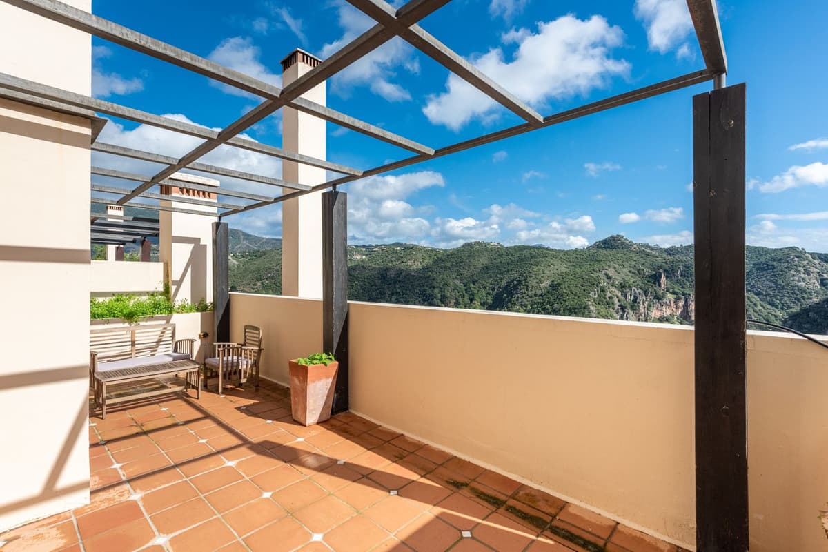 Townhouse in Benahavís — photo 8 of 10