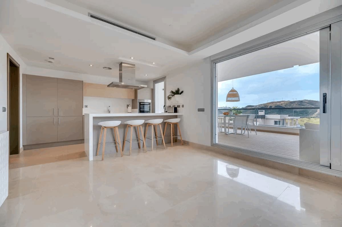 Ground Floor Apartment in Los Arqueros — photo 3 of 10