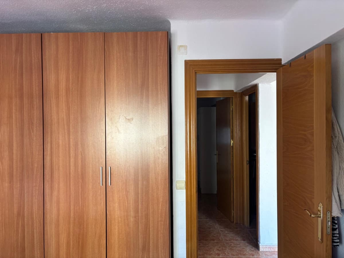 Middle Floor Apartment in Málaga — photo 10 of 10