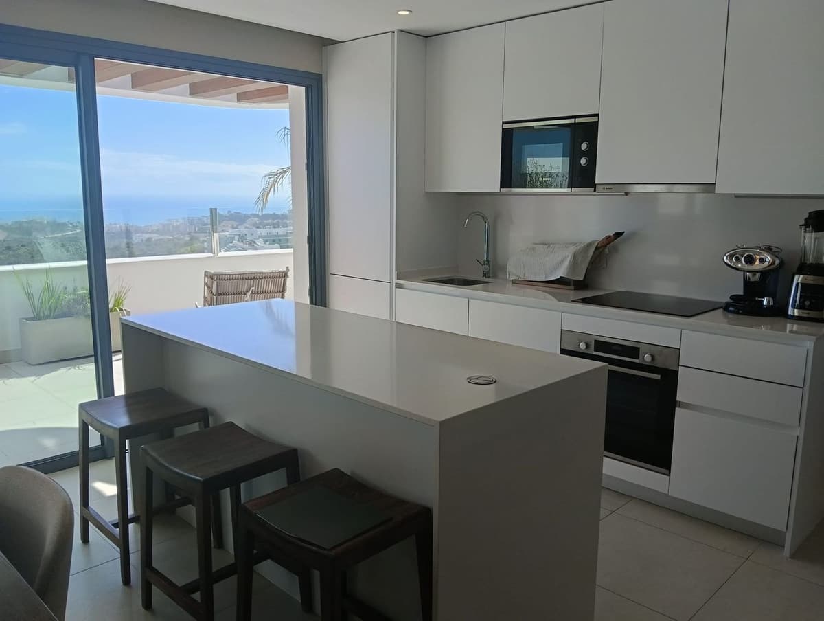 Penthouse in La Cala de Mijas — photo 9 of 10