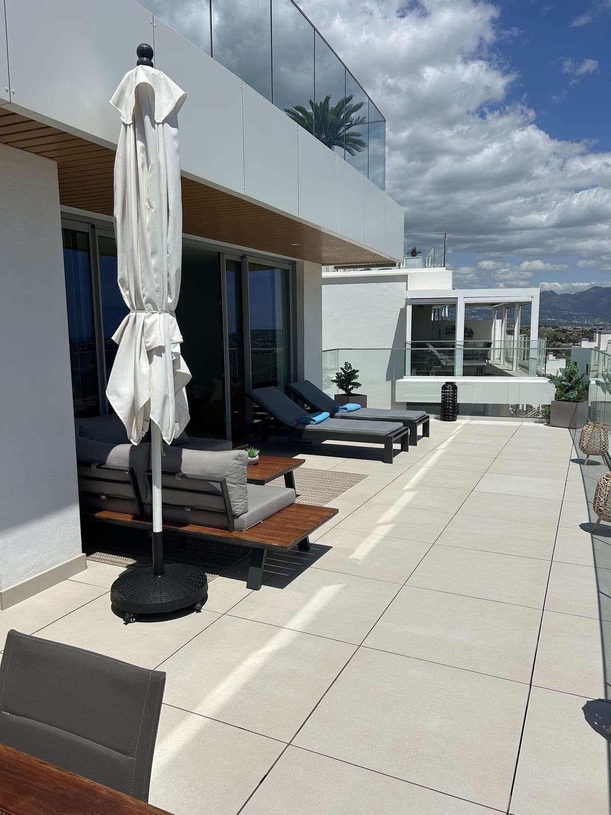Middle Floor Apartment in La Cala de Mijas — photo 3 of 10