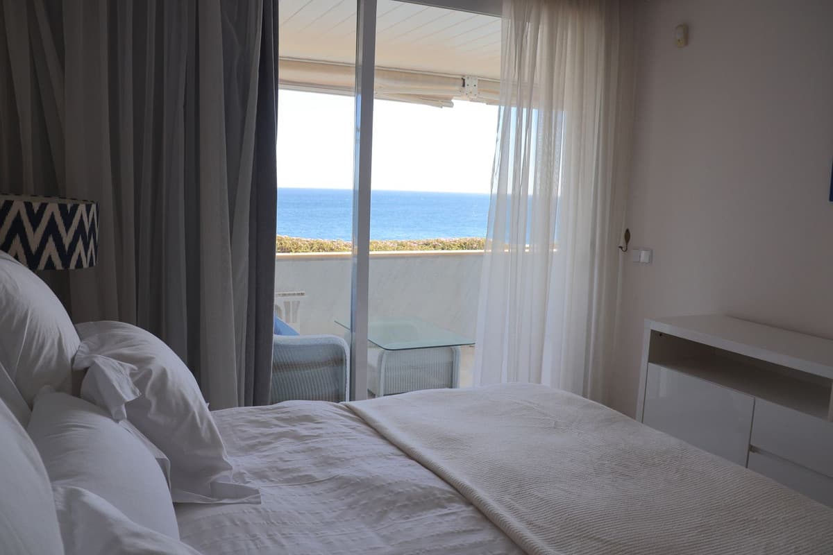 Middle Floor Apartment in Marbella — photo 9 of 10